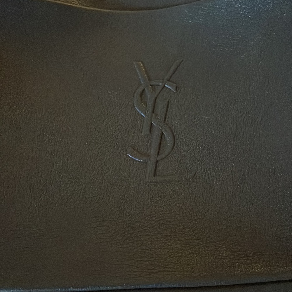 Authentic YSL purse - Picture 2 of 7